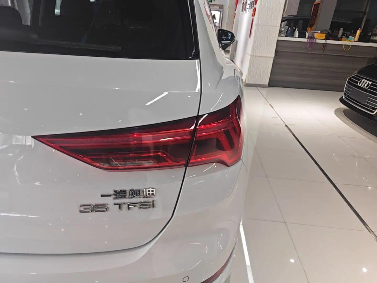 Audi Q3 2021 35 TFSI Progressive Dynamic Edition — миниатюра 9