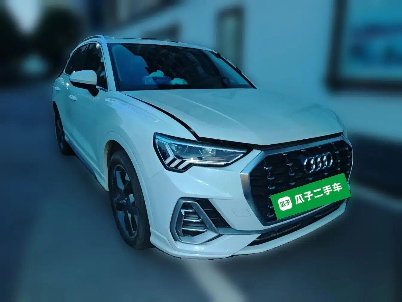 Audi Q3 2019 40 TFSI Fashion Dynamic Model — миниатюра 3
