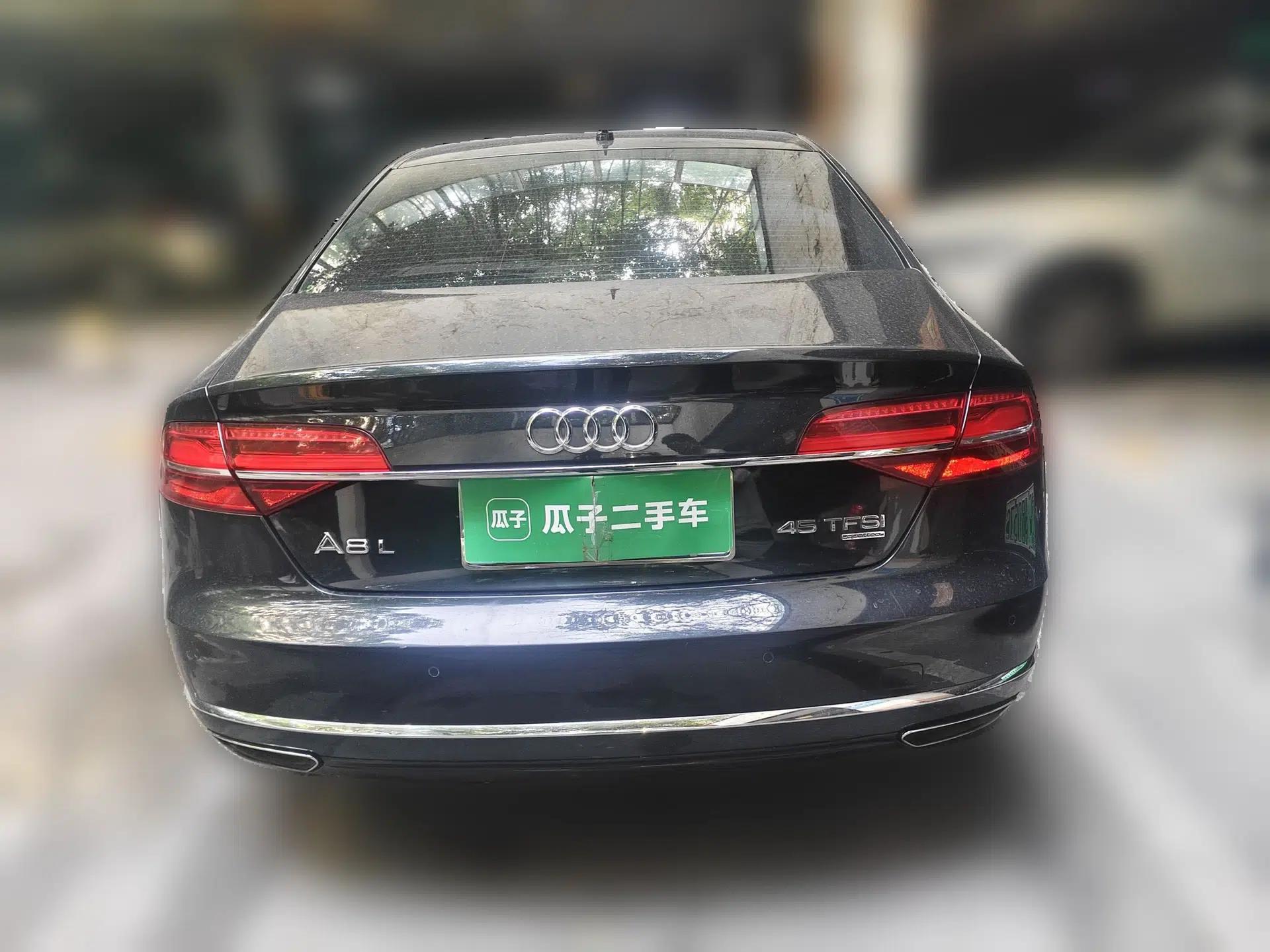 Audi A8 2014 A8L 45 TFSI quattro Comfort model — миниатюра 5
