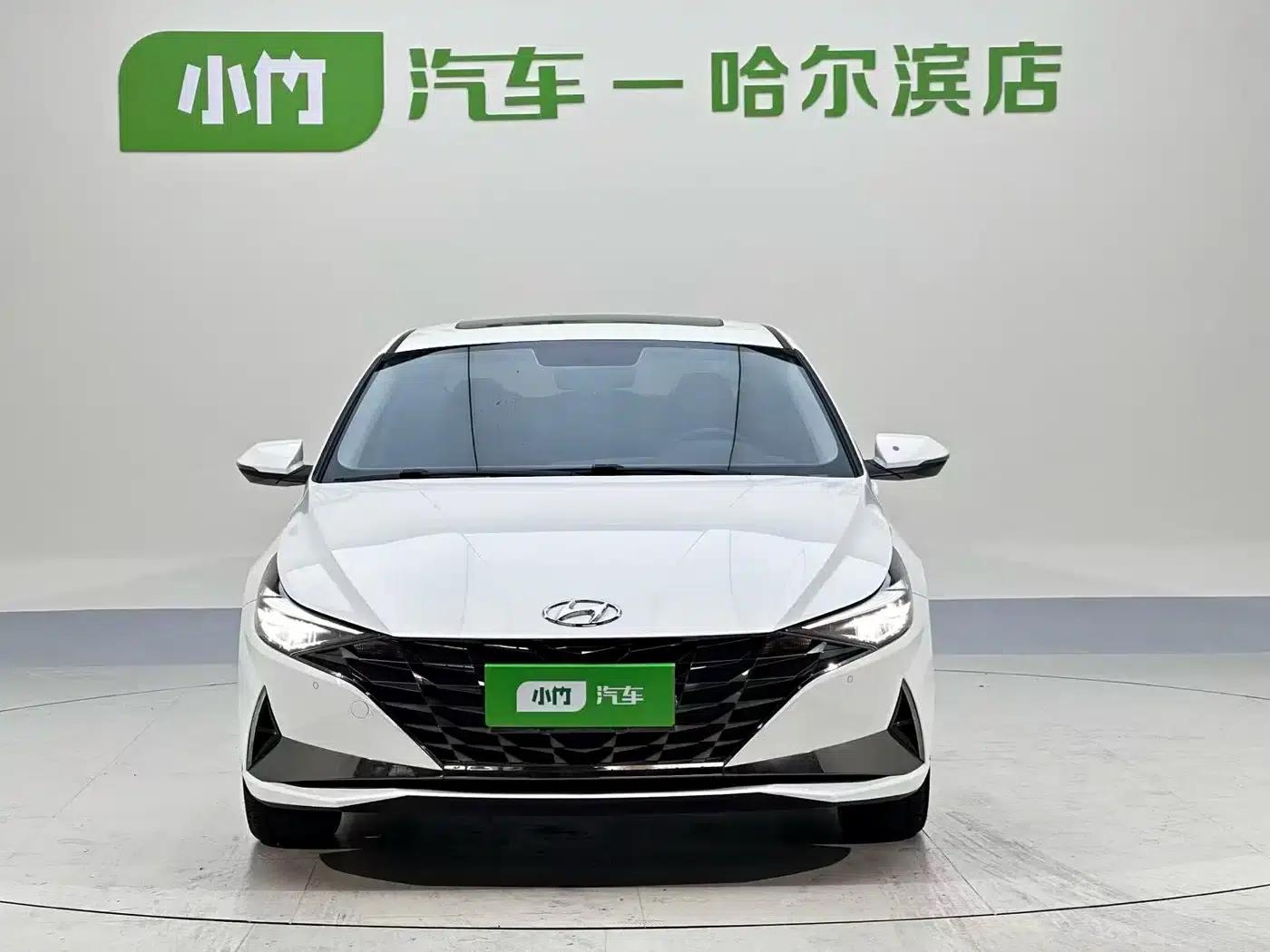 Hyundai Elantra 2022 1.5L CVT GLX Elite Edition — миниатюра 4