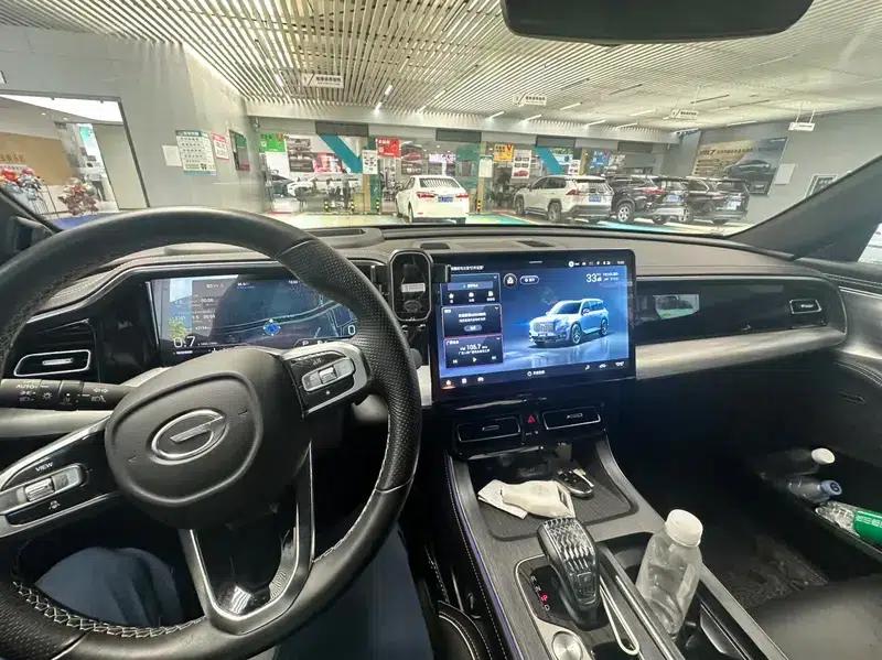 Trumpchi GS8 2022 Navigator Series 2.0TGDI 2WD Luxury Intelligent Connected 7-Seater — миниатюра 10