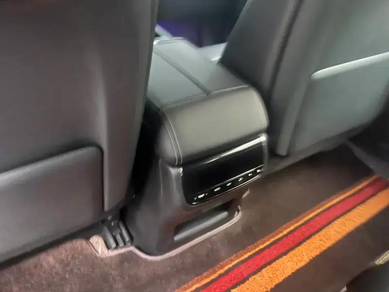 Trumpchi GS8 2022 Dual Engine Series 2.0TM Hybrid 2WD Premium Edition 7-Seater — миниатюра 14