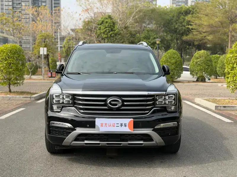 Trumpchi GS8 2017 320T 4WD Luxury Intelligent Connected Edition 7-Seater — миниатюра 2