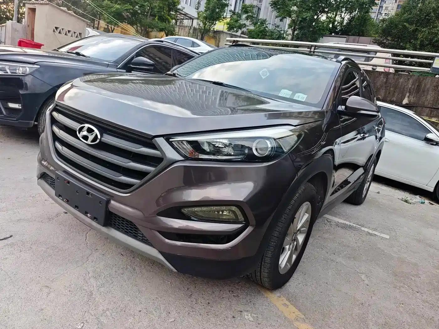 Tucson 2018 1.6T Dual-Clutch Two-Wheel Drive 15th Anniversary Special Edition — миниатюра 1