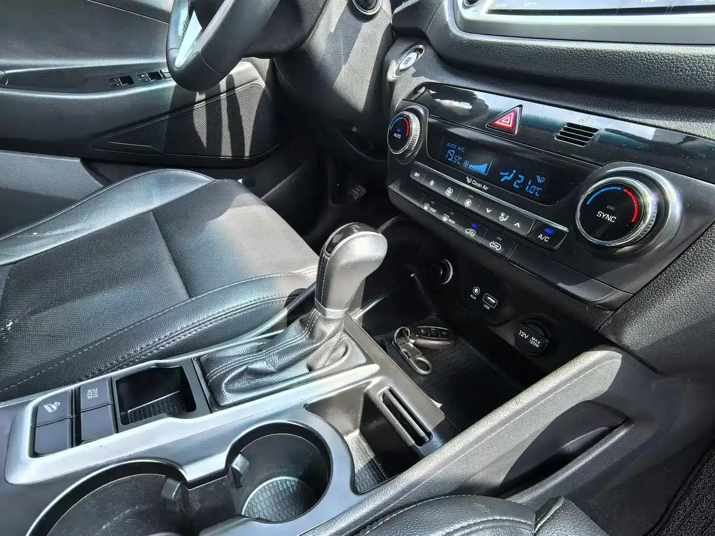 Tucson 2015 1.6T Dual-Clutch Two-Wheel Drive Intelligent Model — миниатюра 11