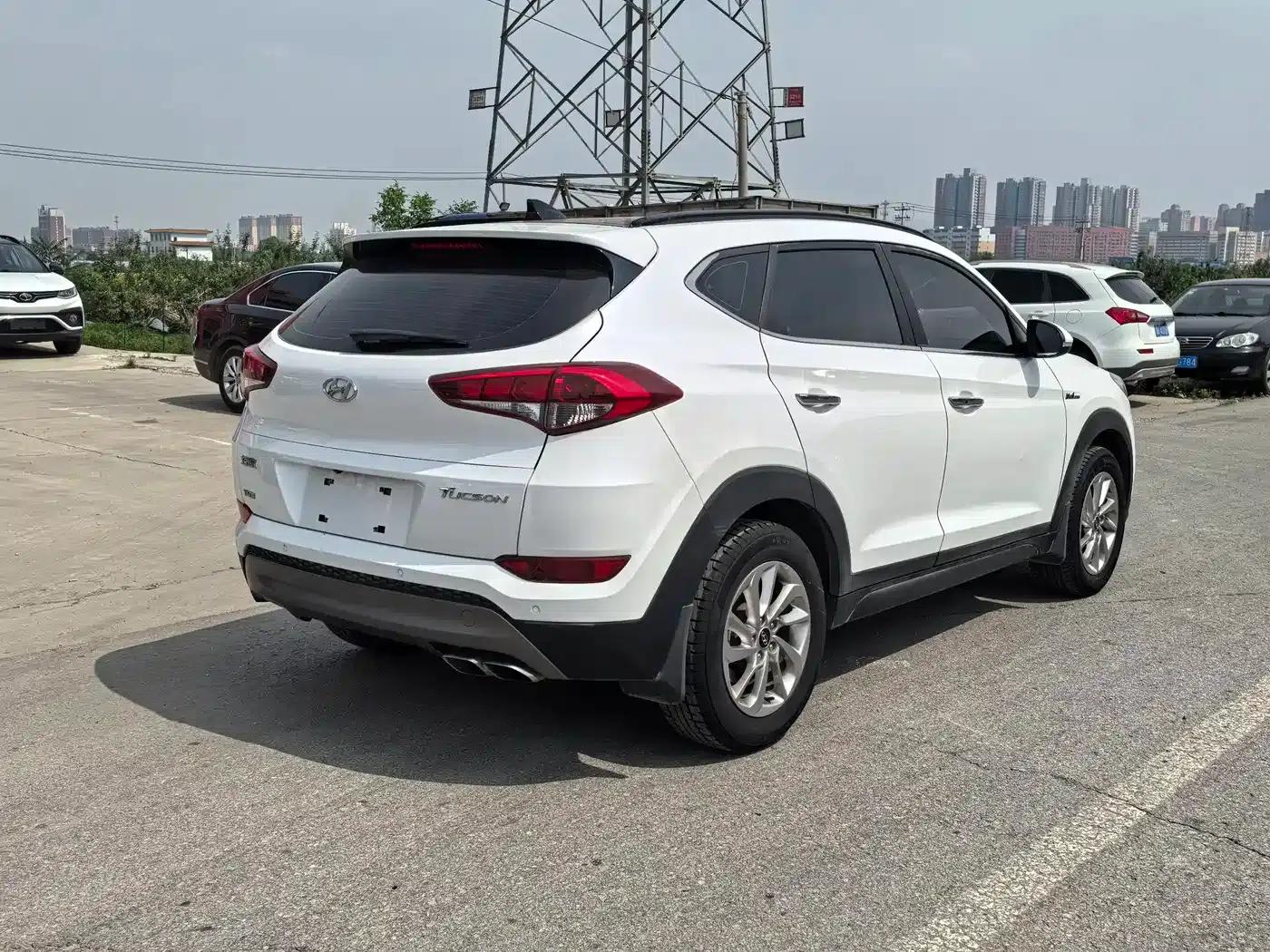 Tucson 2015 1.6T Dual-Clutch Two-Wheel Drive Intelligent Model — миниатюра 4