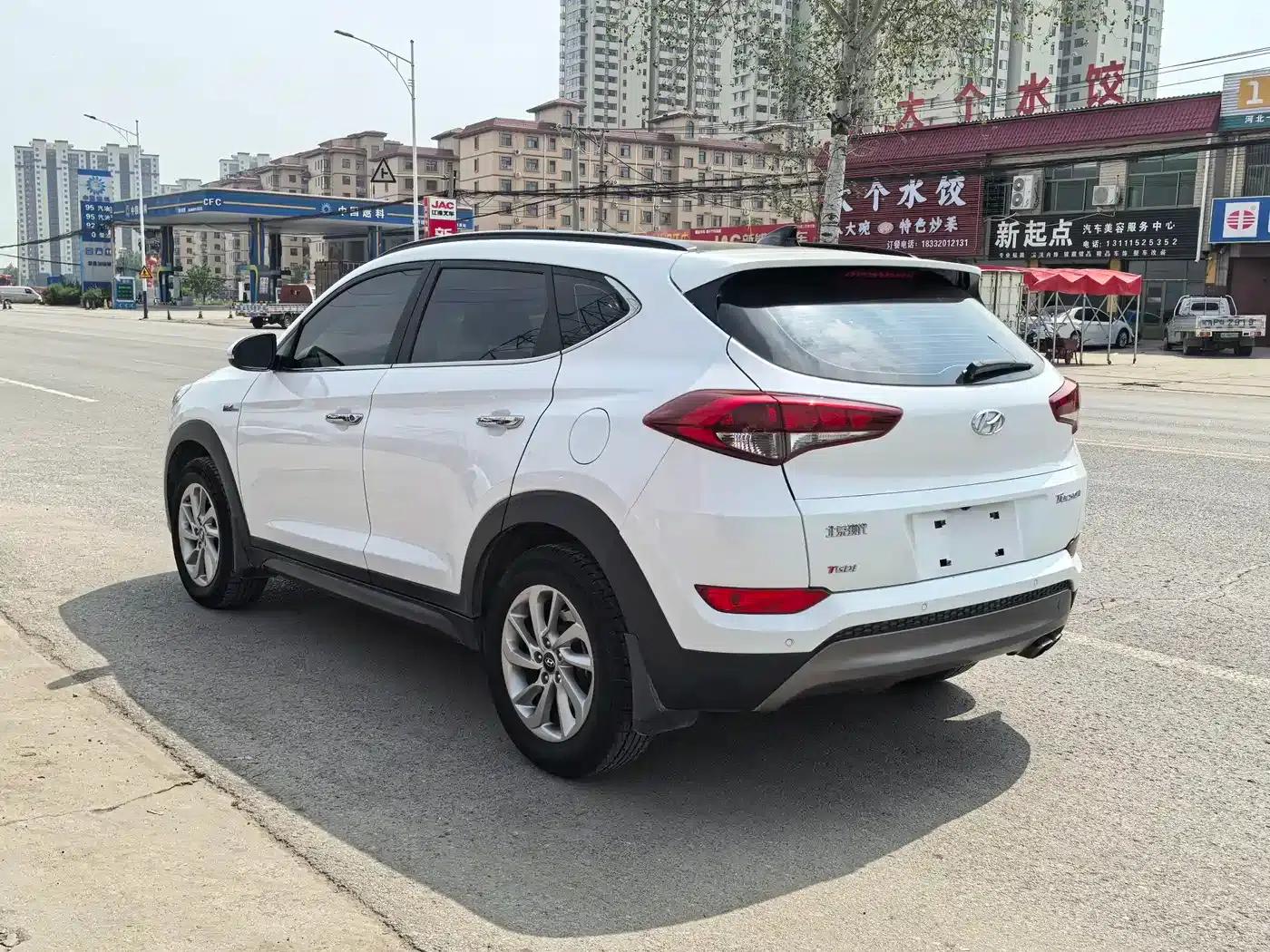 Tucson 2015 1.6T Dual-Clutch Two-Wheel Drive Intelligent Model — миниатюра 6