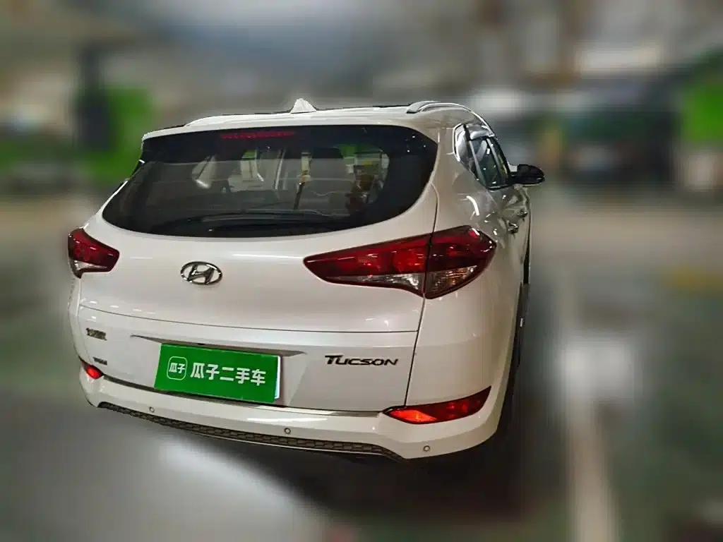 Tucson 2015 1.6T Dual-Clutch Two-Wheel Drive Intelligent Model — миниатюра 4