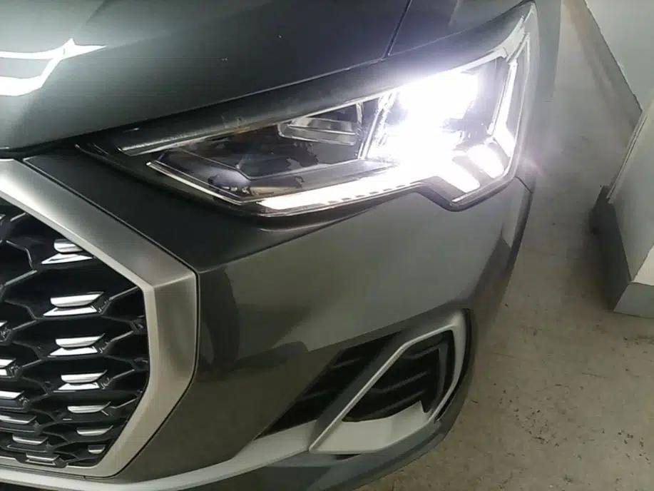 Audi Q3 Sportback 2020 40 TFSI Fashion Model — миниатюра 8