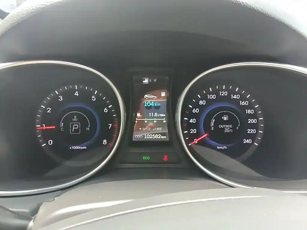 Santa Fe 2015 2.0T Automatic 4WD Intelligent 5-Seater — миниатюра 12