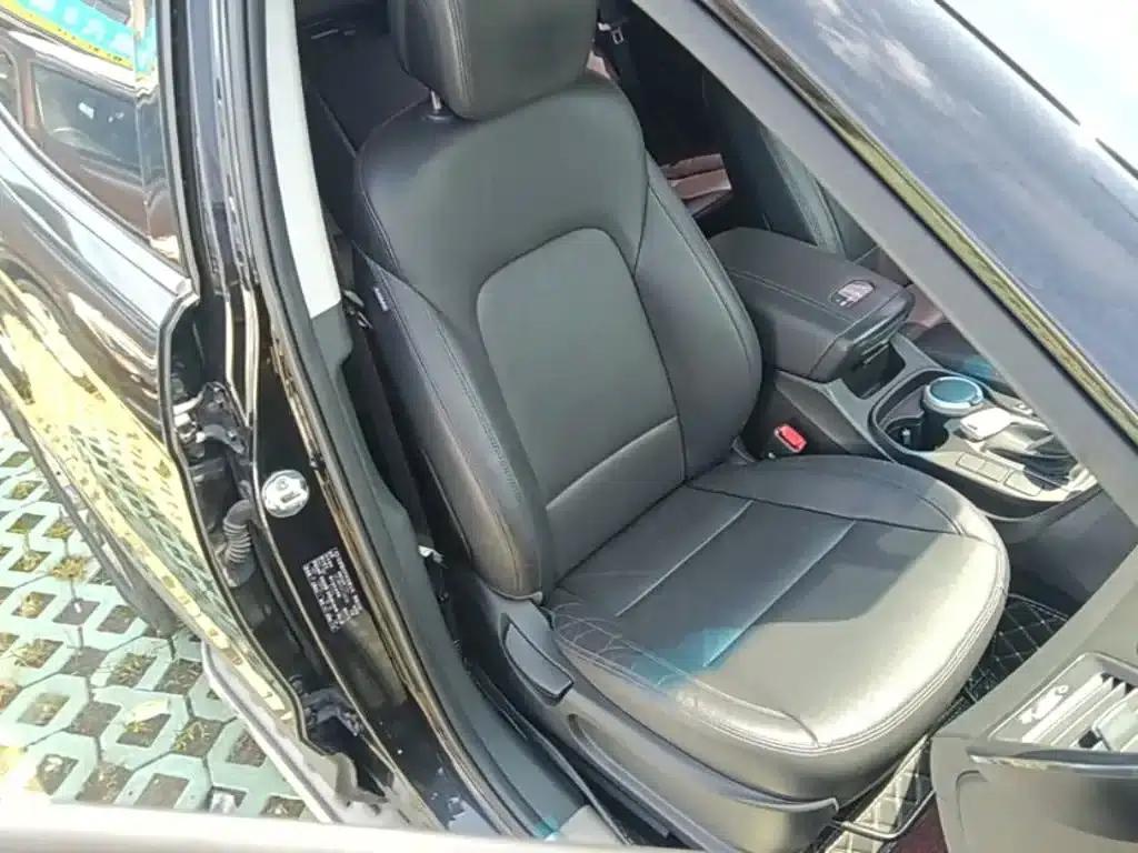 Santa Fe 2015 2.0T Automatic 4WD Intelligent 5-Seater — миниатюра 25
