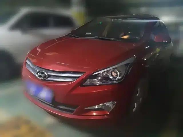 2014 Hyundai Reina 1.4L Automatic Leading Edition GLX