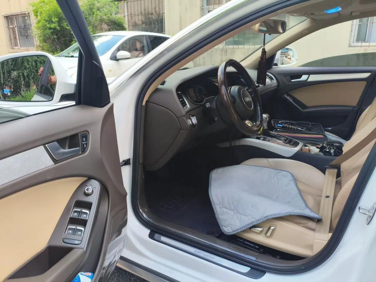 Audi A4 2013 40 TFSI allroad quattro Comfort model — миниатюра 16
