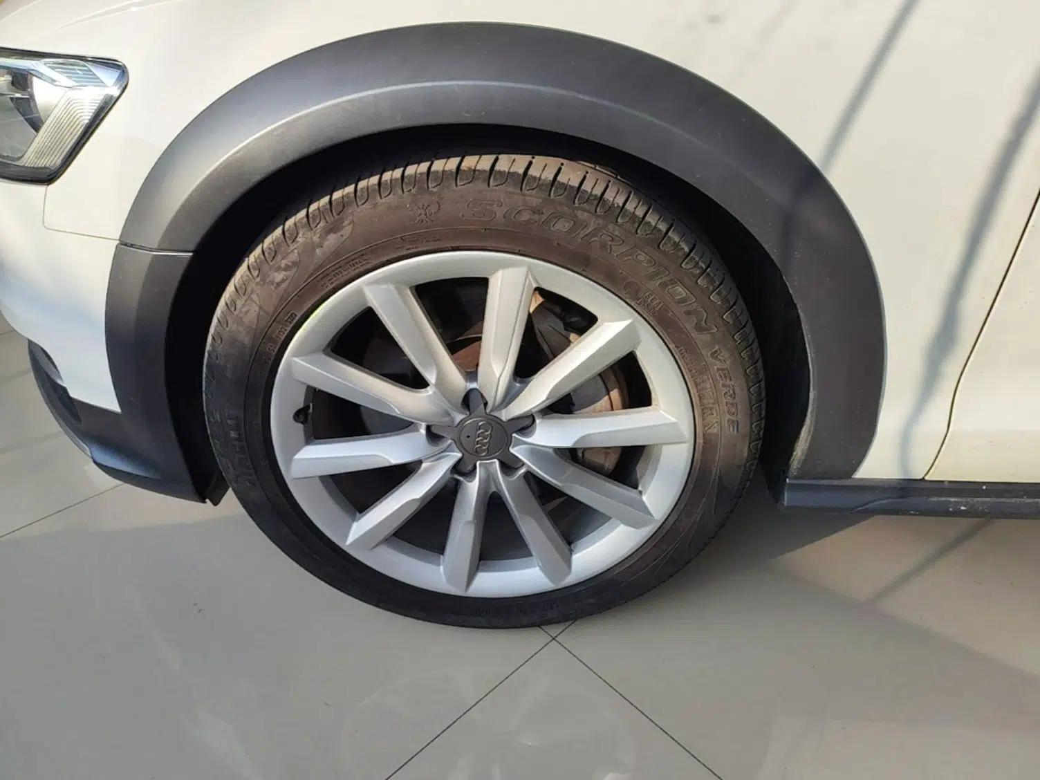 Audi A6 2015 3.0T allroad quattro — миниатюра 10