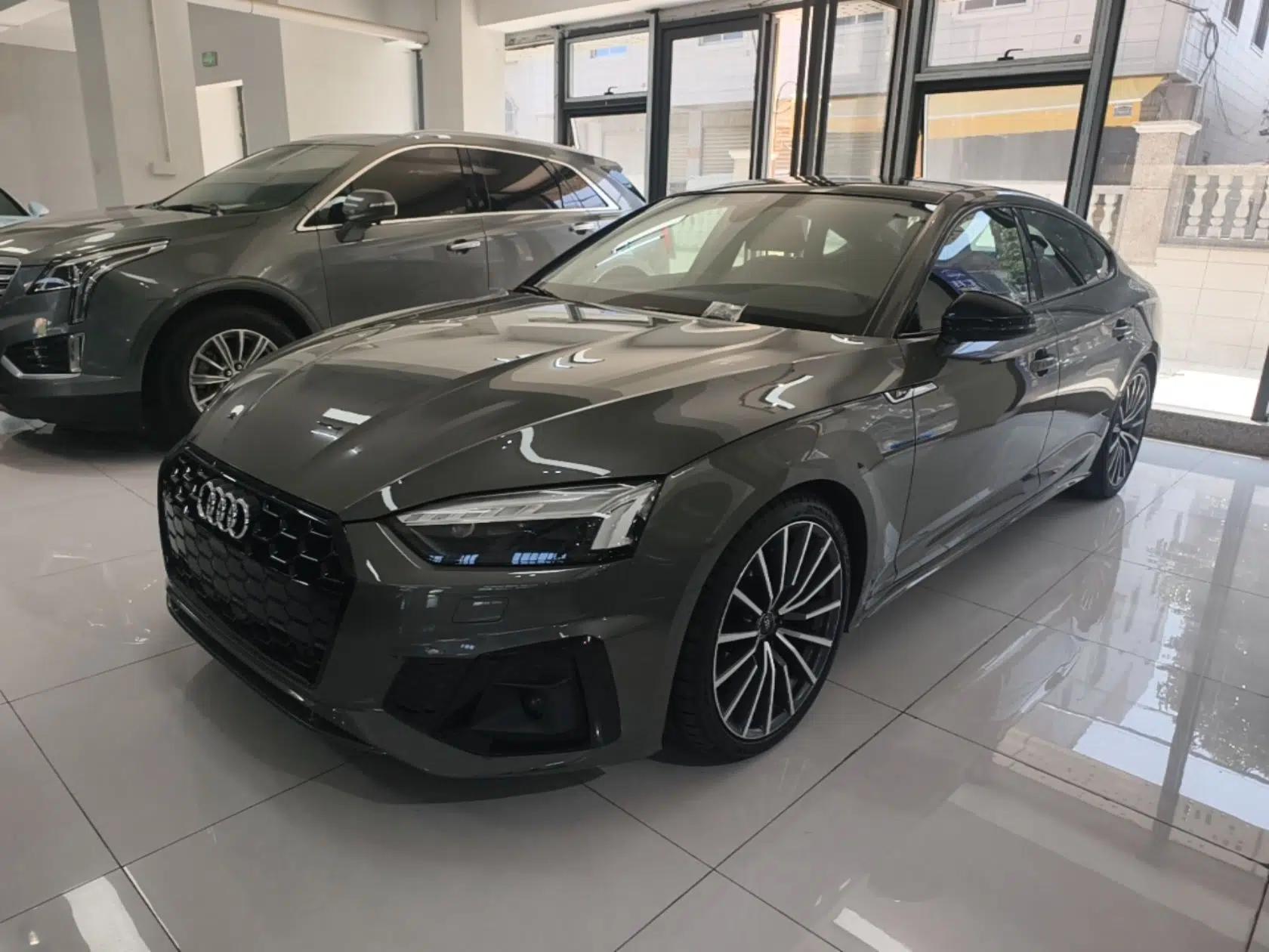 Audi A5 2024 Sportback 40 TFSI quattro Luxury Dynamic Model — миниатюра 1