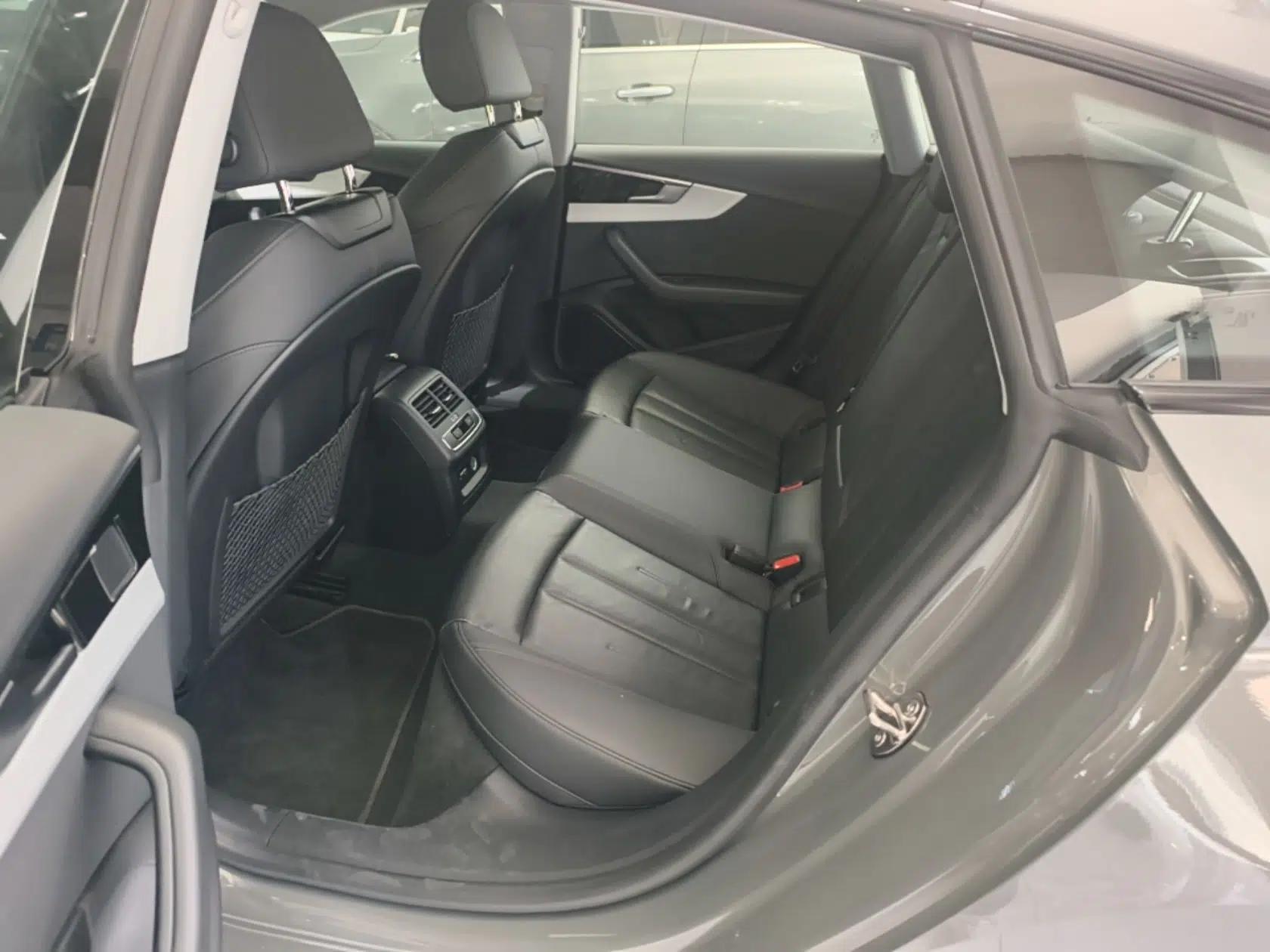 Audi A5 2024 Sportback 40 TFSI quattro Luxury Dynamic Model — миниатюра 20