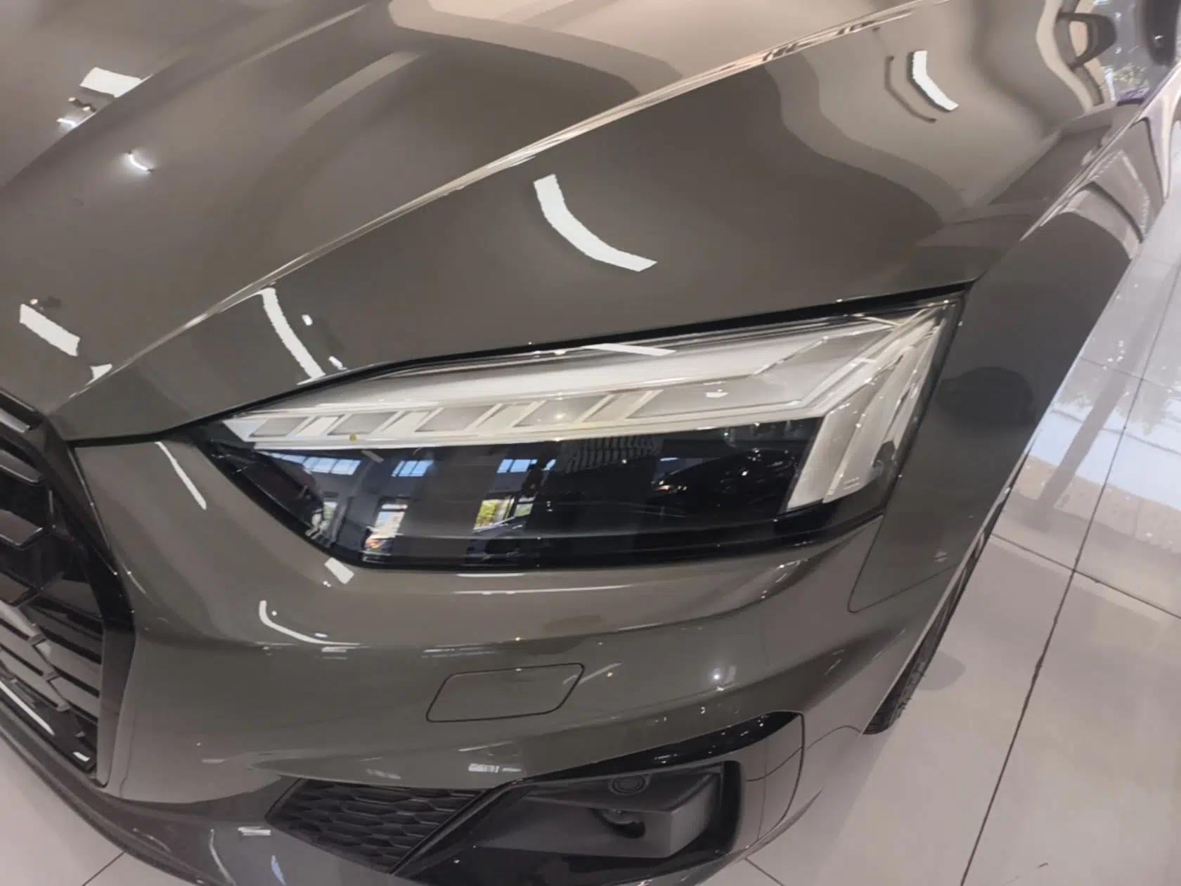 Audi A5 2024 Sportback 40 TFSI quattro Luxury Dynamic Model — миниатюра 8