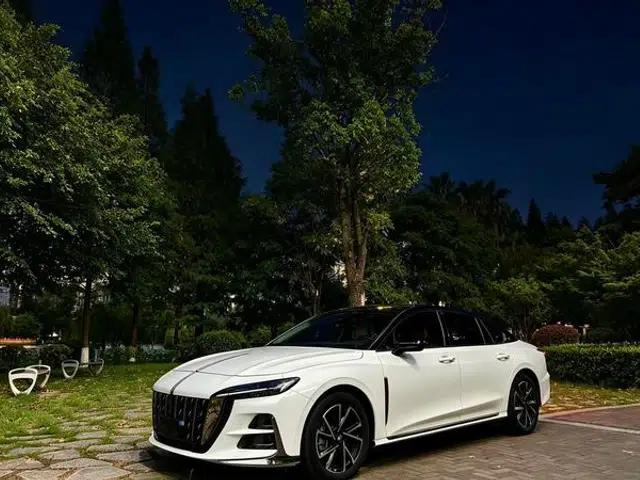 Hongqi H6 2024 2.0T Premium Edition