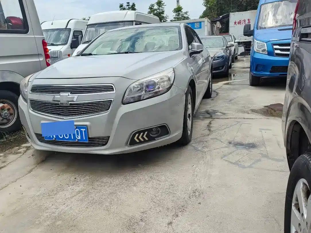 Chevrolet Malibu 2012 2.0L Automatic Comfort Edition — миниатюра 1