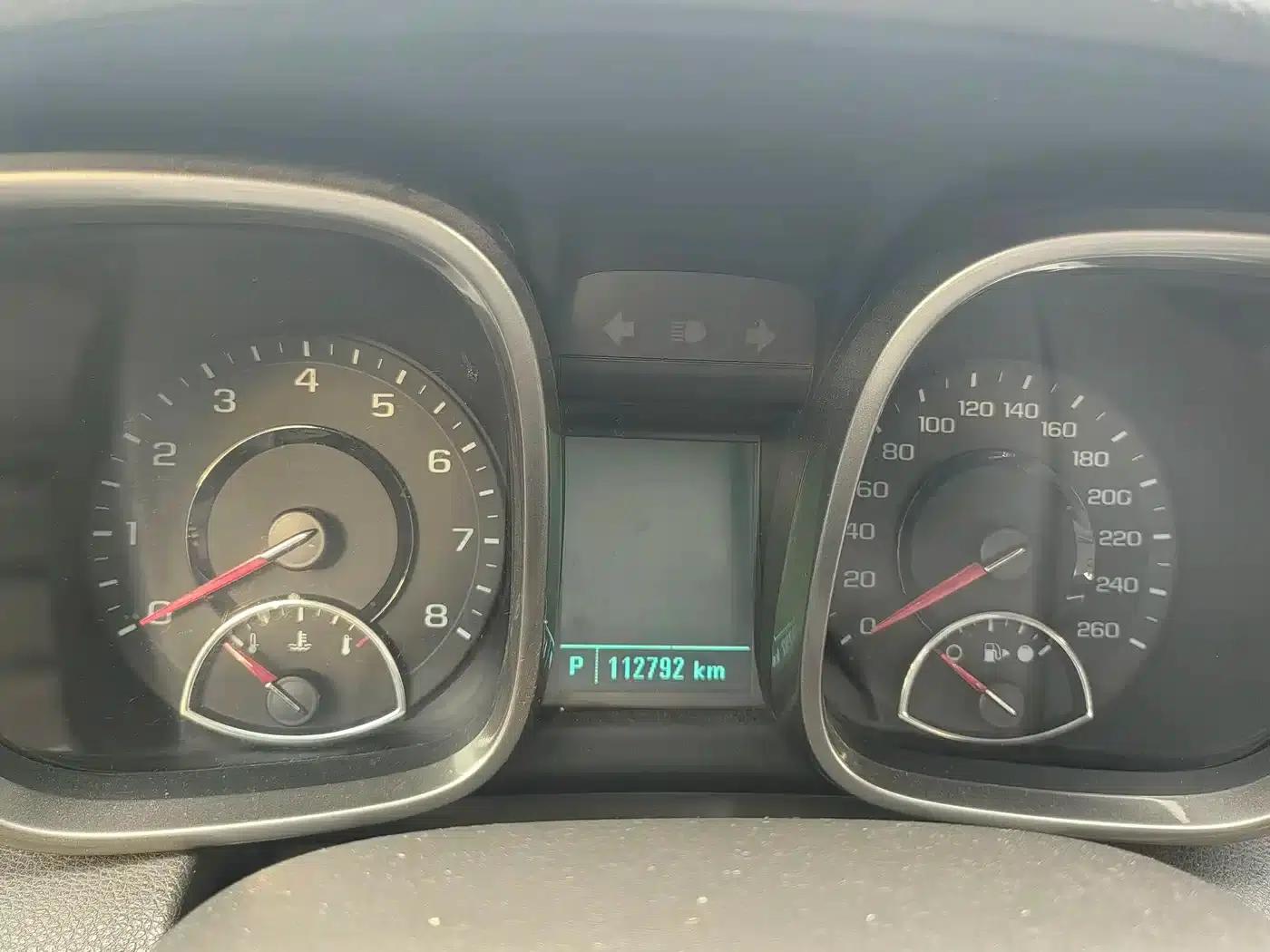 Chevrolet Malibu 2012 2.0L Automatic Comfort Edition — миниатюра 12