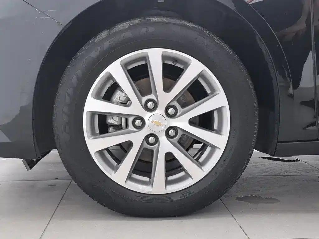 2018 Chevrolet Malibu 530T Automatic Luxury Edition — миниатюра 17