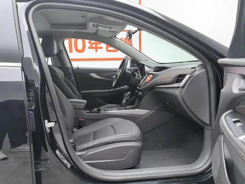 2018 Chevrolet Malibu 530T Automatic Luxury Edition — миниатюра 23