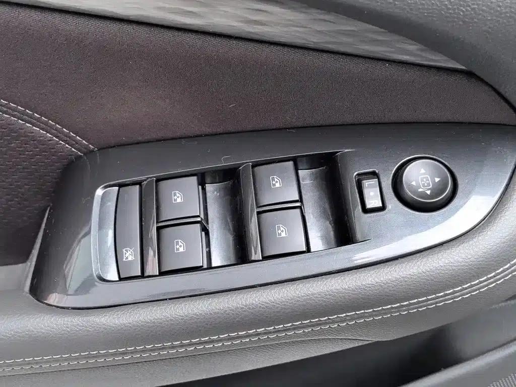 2018 Chevrolet Malibu 530T Automatic Luxury Edition — миниатюра 9