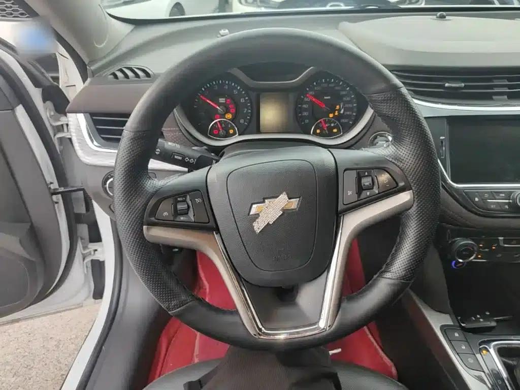 2018 Chevrolet Malibu 530T Automatic Luxury Edition — миниатюра 11