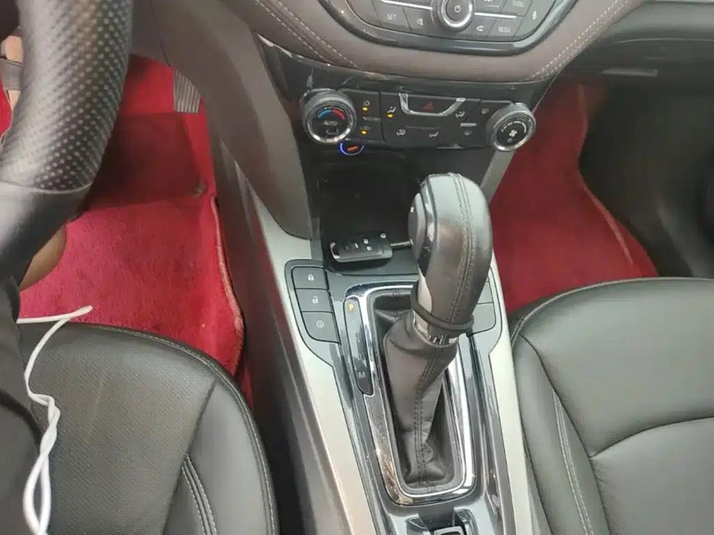 2018 Chevrolet Malibu 530T Automatic Luxury Edition — миниатюра 14