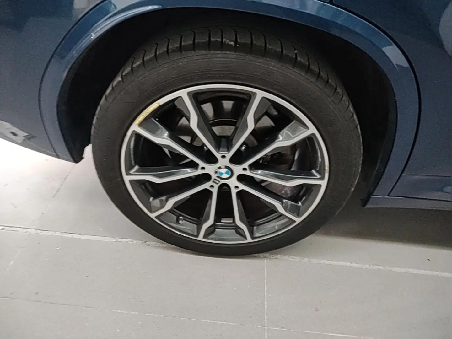 BMW X3 2022 Second Facelift xDrive30i Leading Edition M Night Sky Package — миниатюра 11
