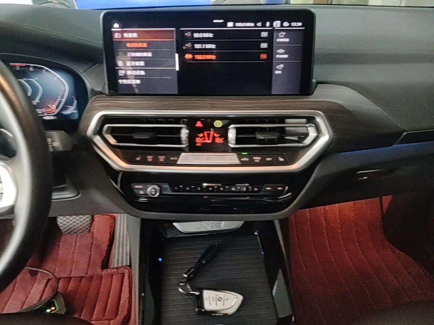 BMW X3 2022 Second Facelift xDrive30i Leading Edition M Night Sky Package — миниатюра 15