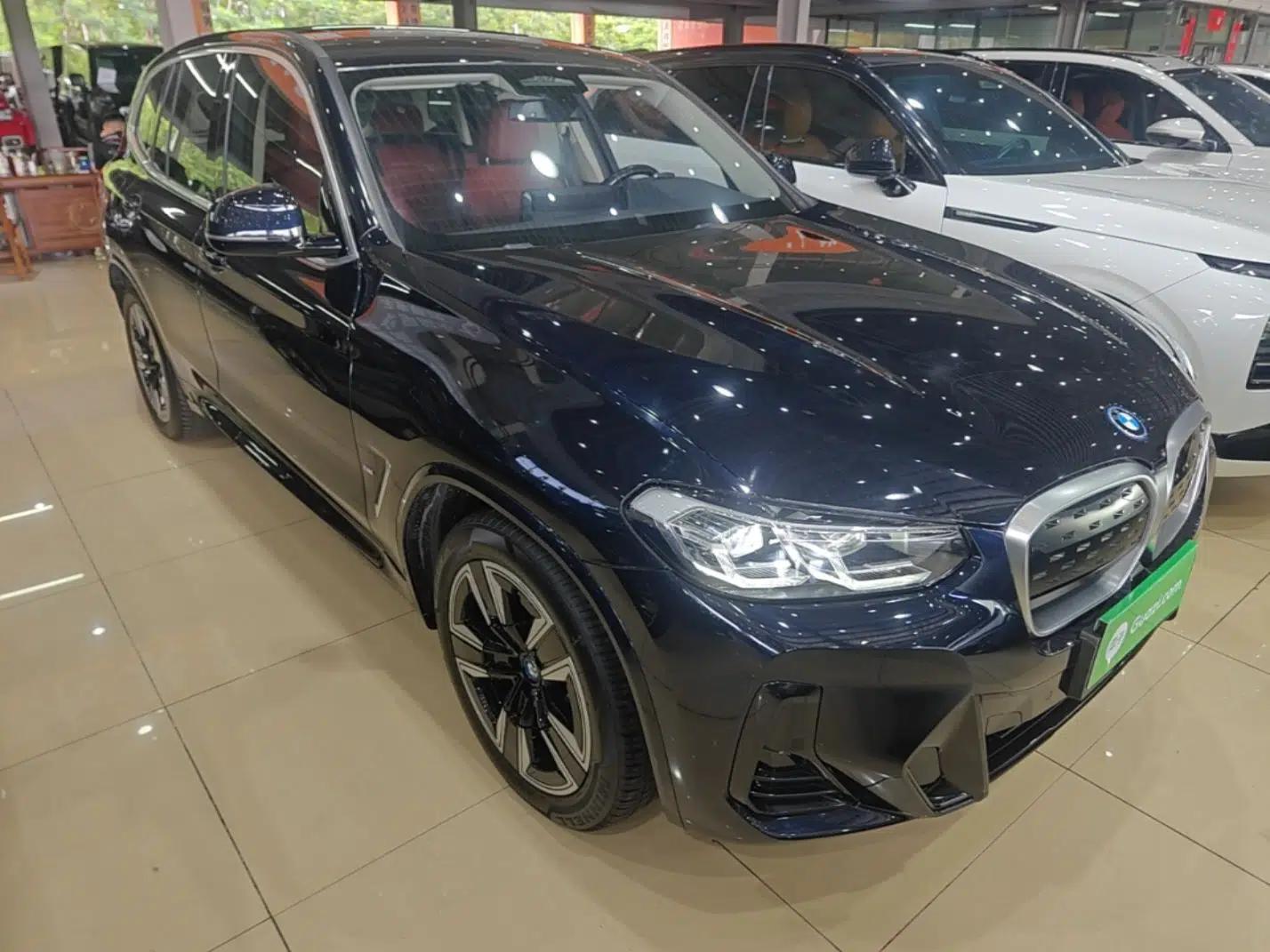 BMW iX3 2023 Leading Model — миниатюра 3