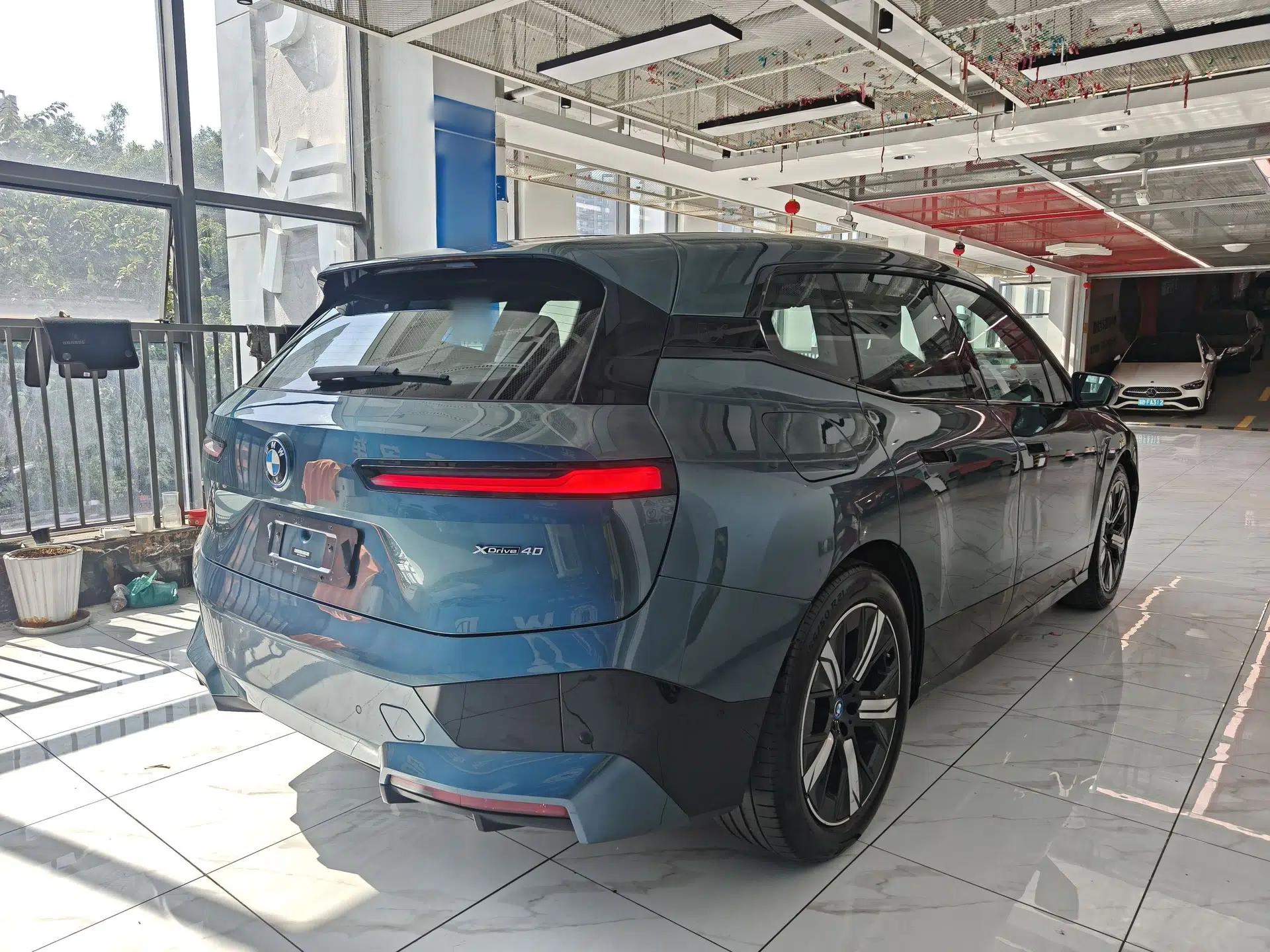 BMW iX 2022 xDrive40 — миниатюра 6