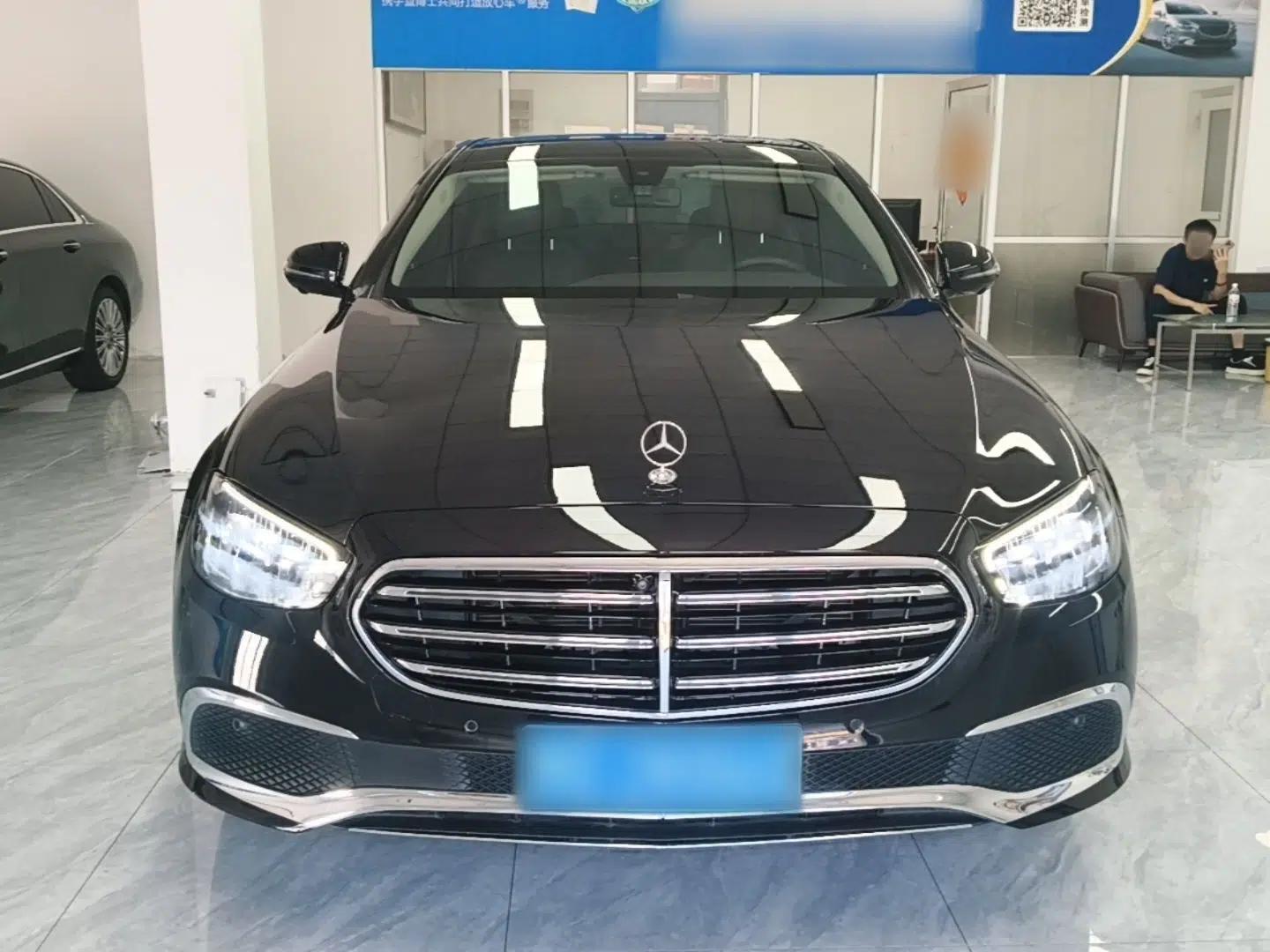 Mercedes-Benz E-Class 2023 Updated E 300 L Fashion Edition — миниатюра 2