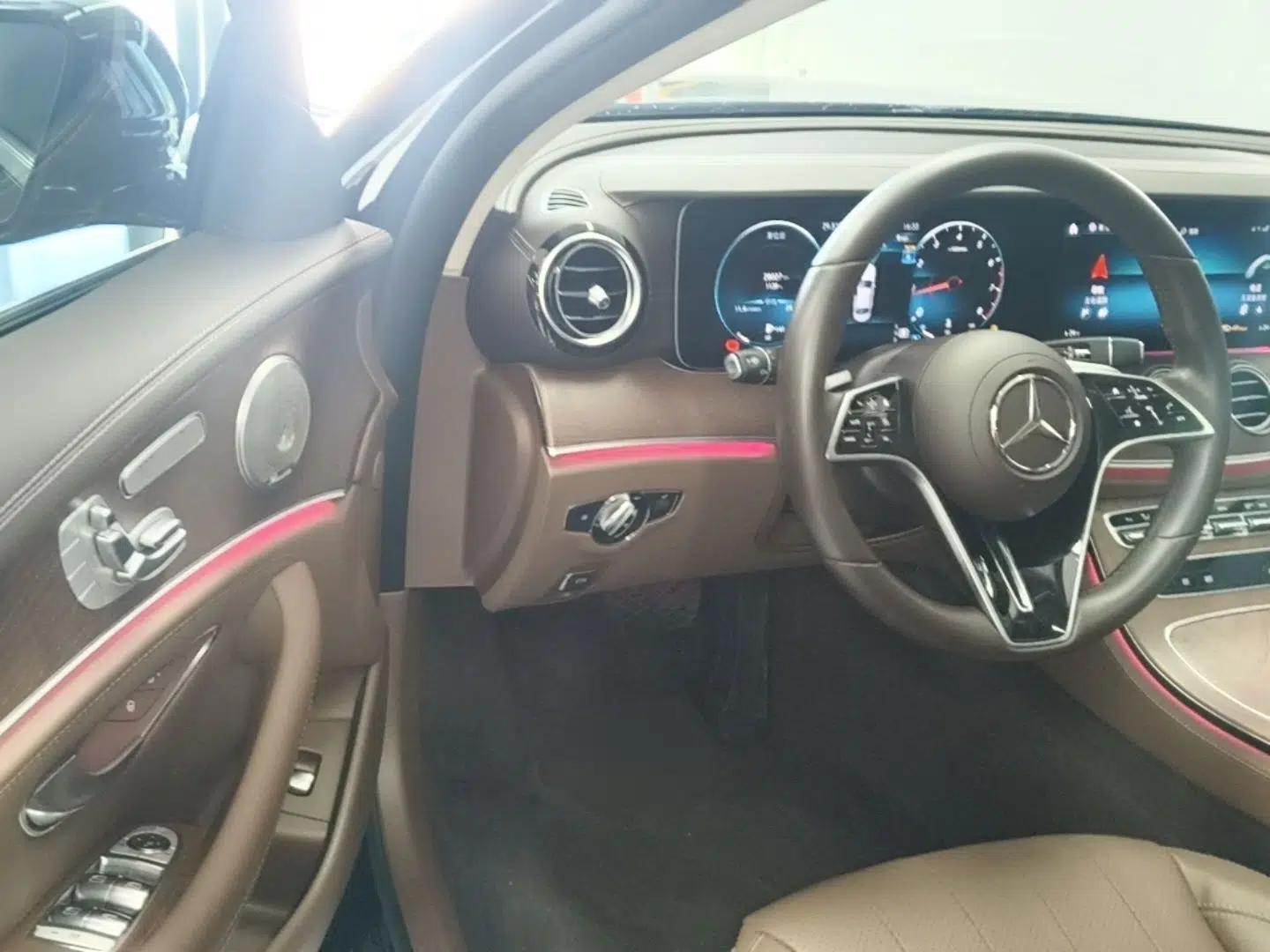 Mercedes-Benz E-Class 2023 Updated E 300 L Fashion Edition — миниатюра 18