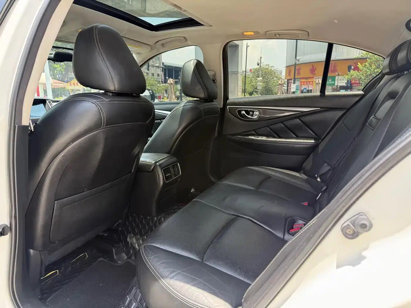 Infiniti Q50 2014 2.0T Comfort Edition — миниатюра 11