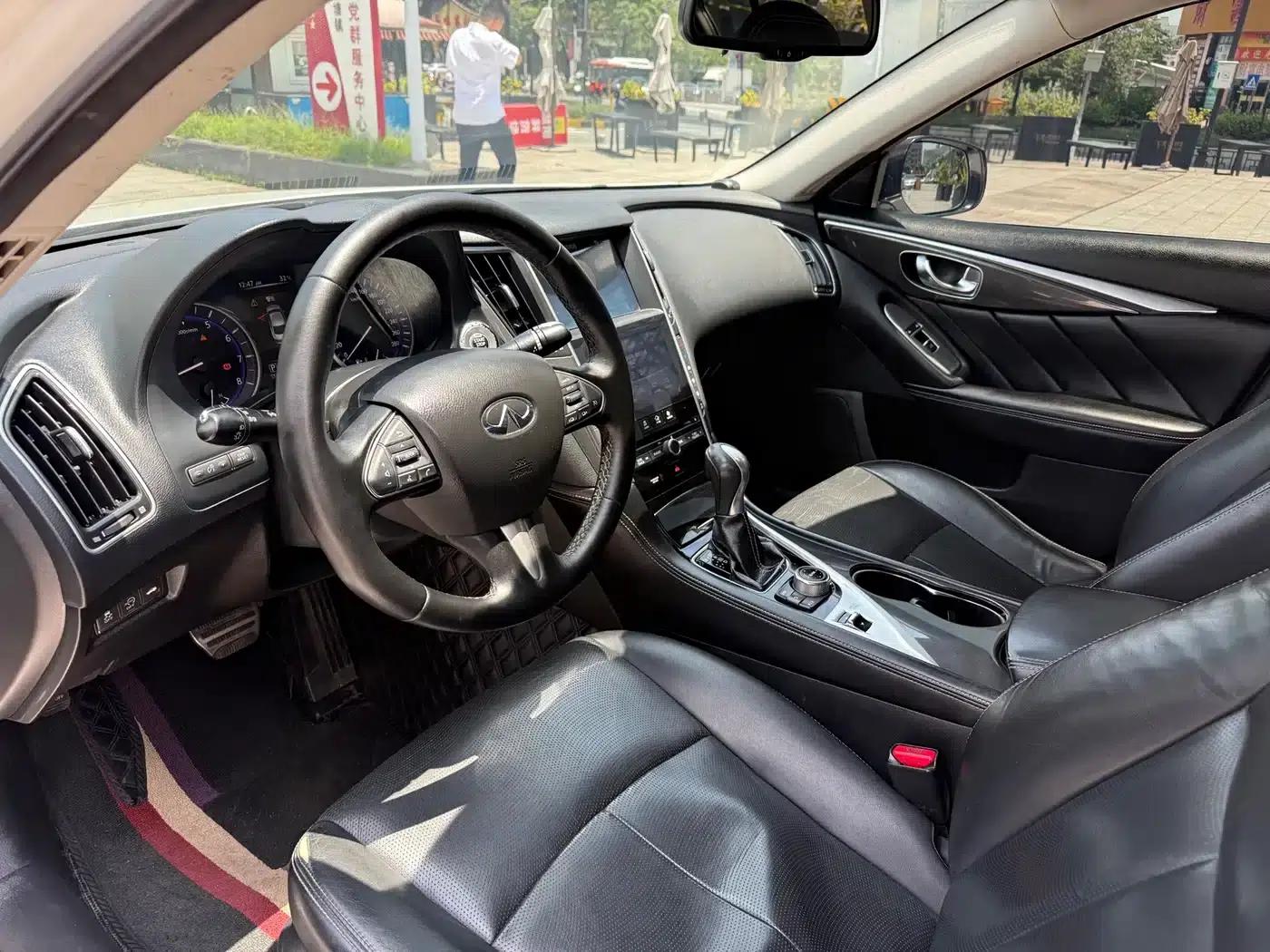 Infiniti Q50 2014 2.0T Comfort Edition — миниатюра 4