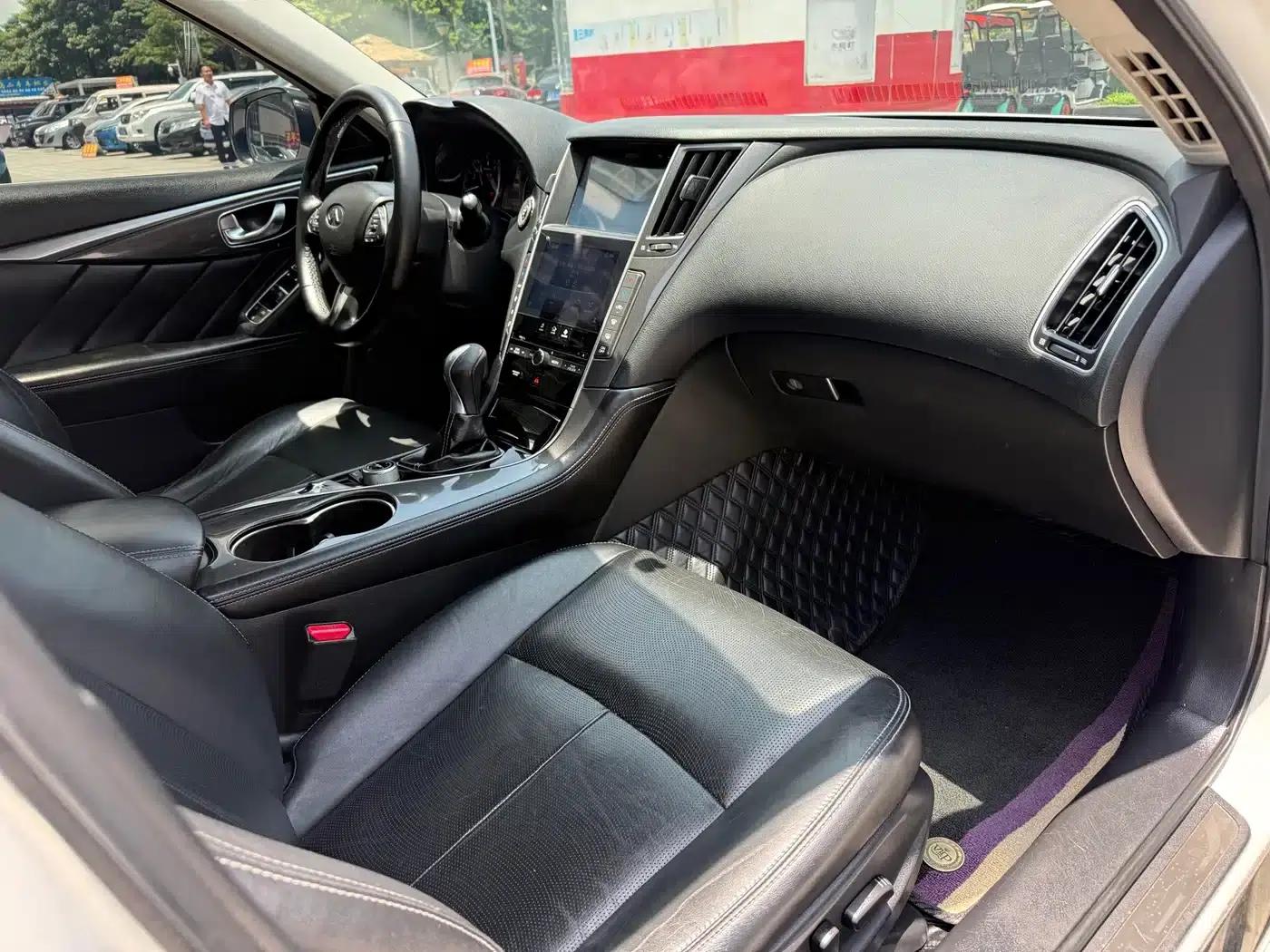 Infiniti Q50 2014 2.0T Comfort Edition — миниатюра 5