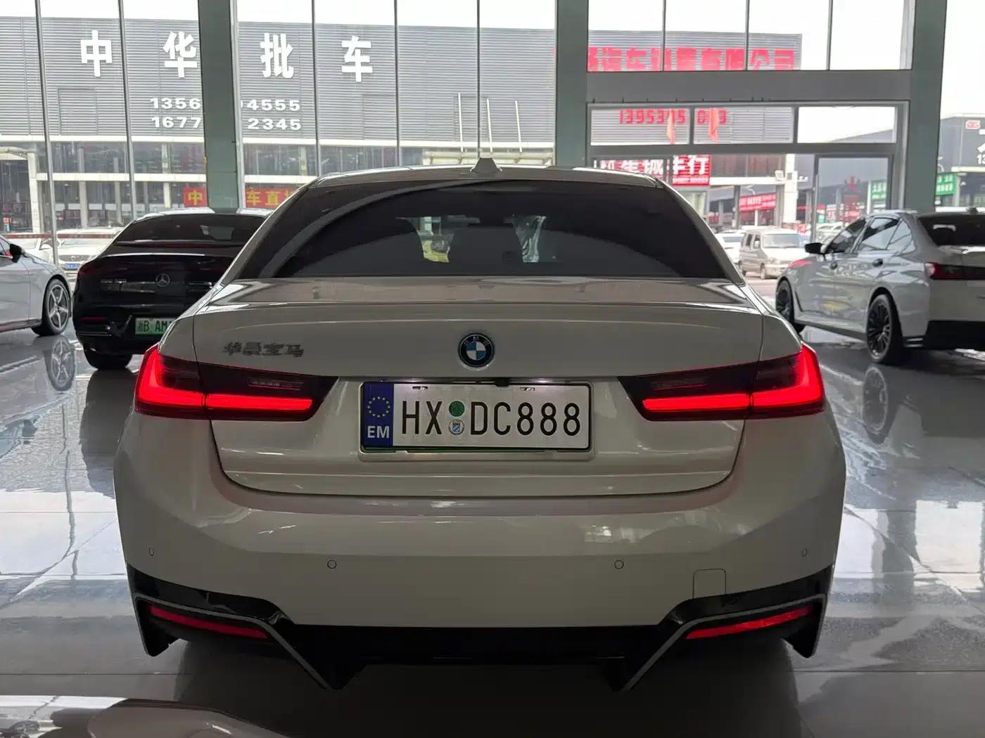 BMW i3 2024 eDrive 35L — миниатюра 17