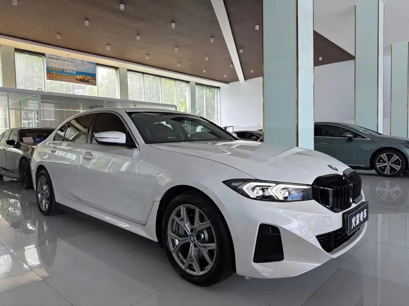 BMW i3 2024 eDrive 35L — миниатюра 3