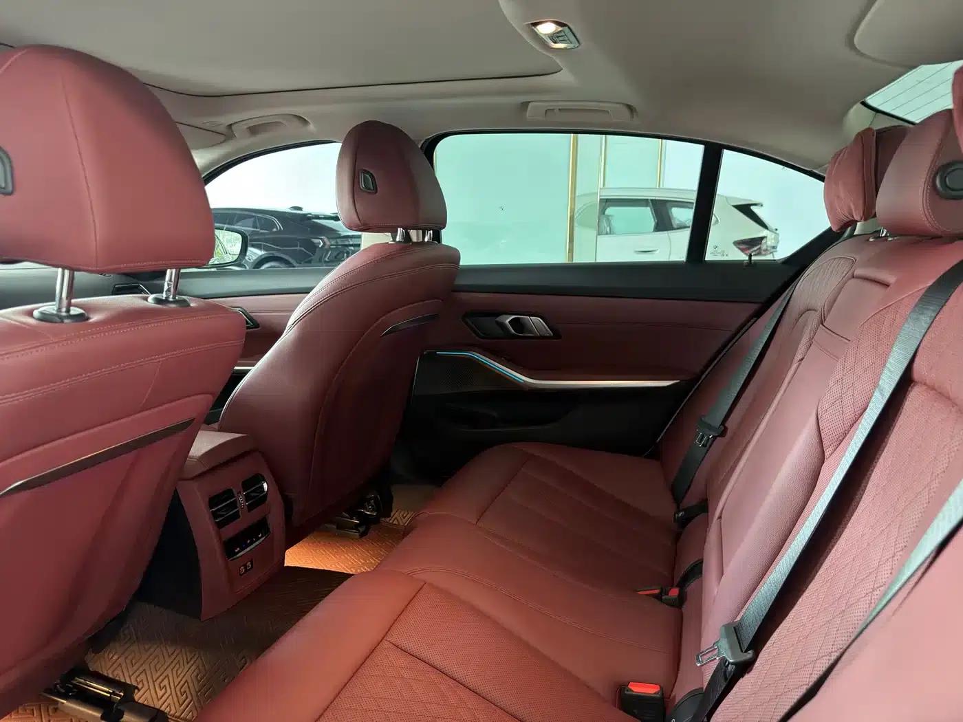 BMW i3 2024 eDrive 35L — миниатюра 8