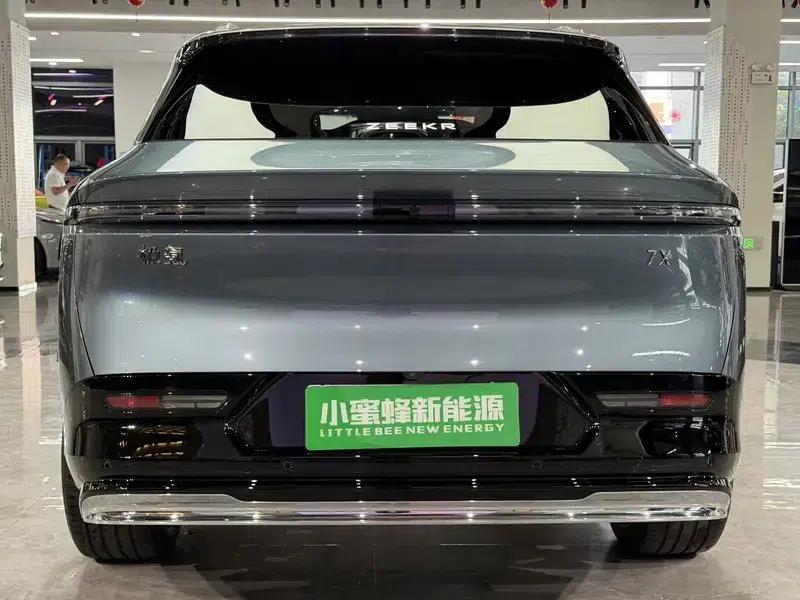 ZEEKR 7X 2025 75kWh Rear-Wheel Drive Intelligent Driving Edition — миниатюра 5