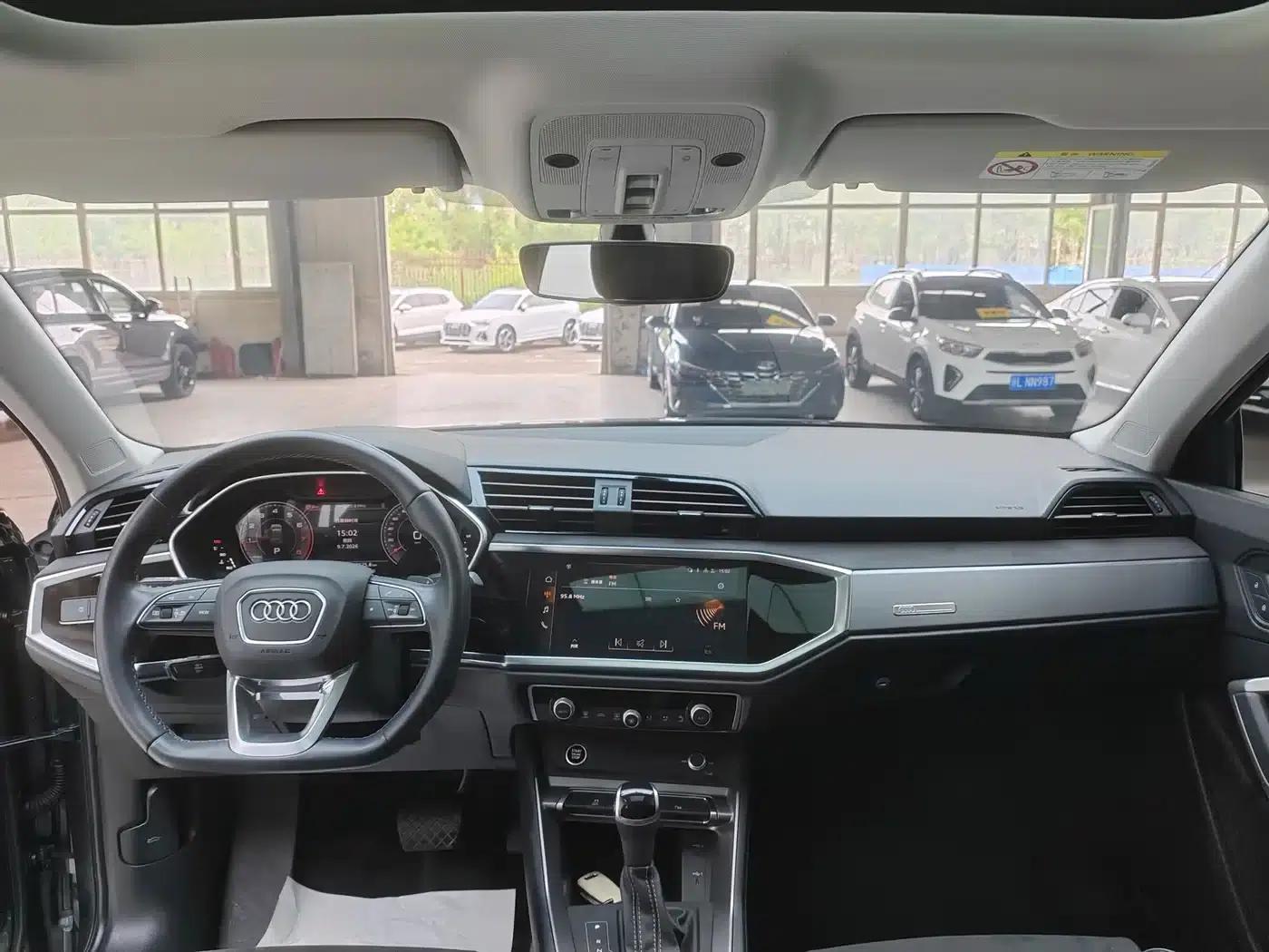 Audi Q3 2022 35 TFSI Fashion Dynamic Edition — миниатюра 8