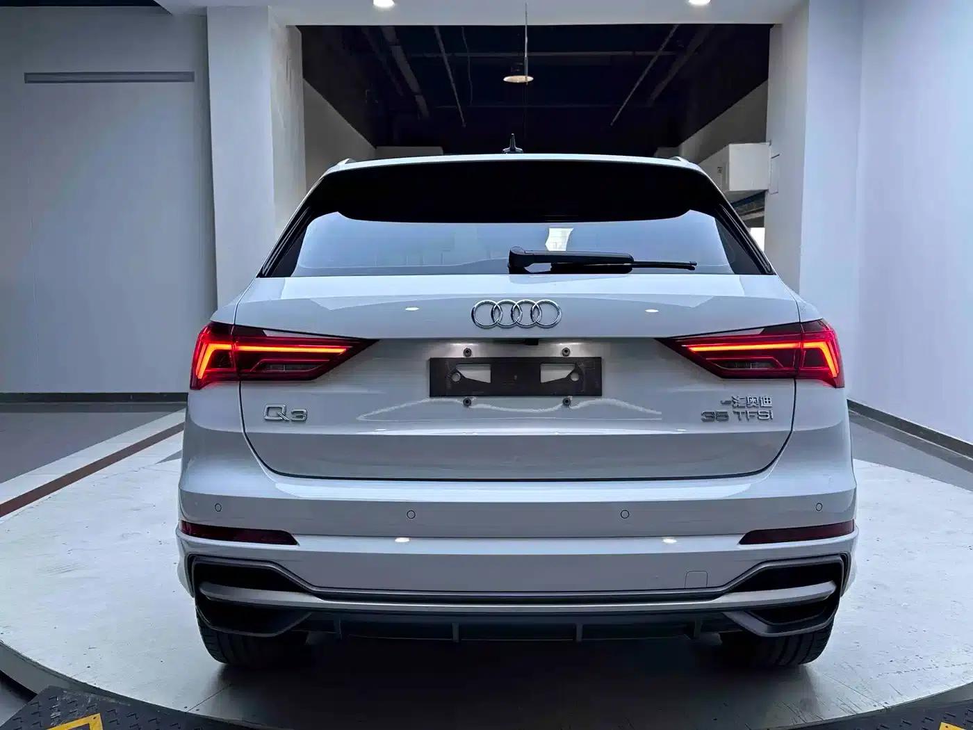 Audi Q3 2023 35 TFSI Fashion Dynamic (1.4T) — миниатюра 4