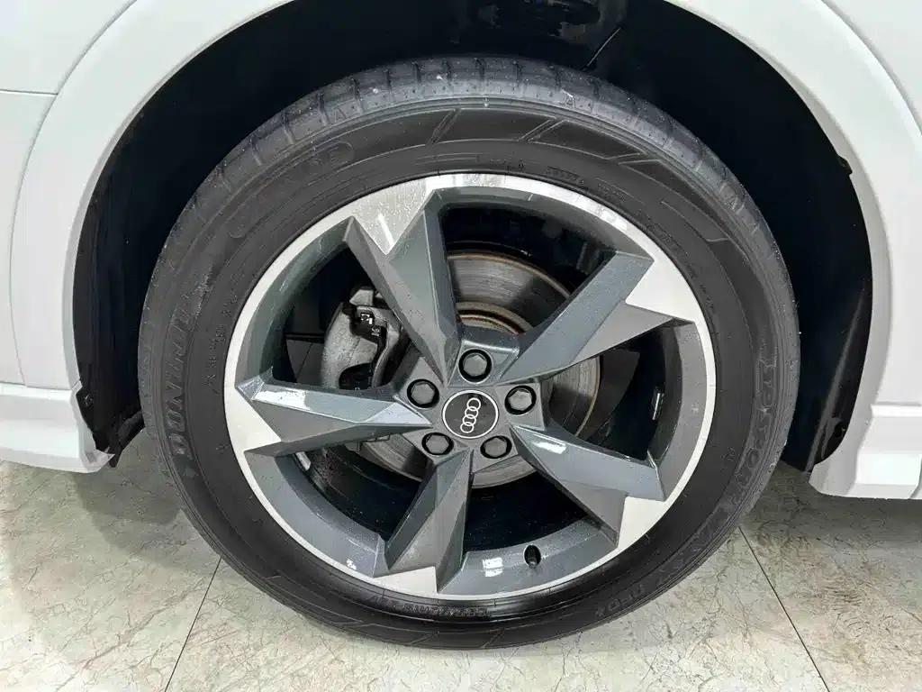Audi Q3 2023 35 TFSI Fashion Dynamic (1.4T) — миниатюра 20