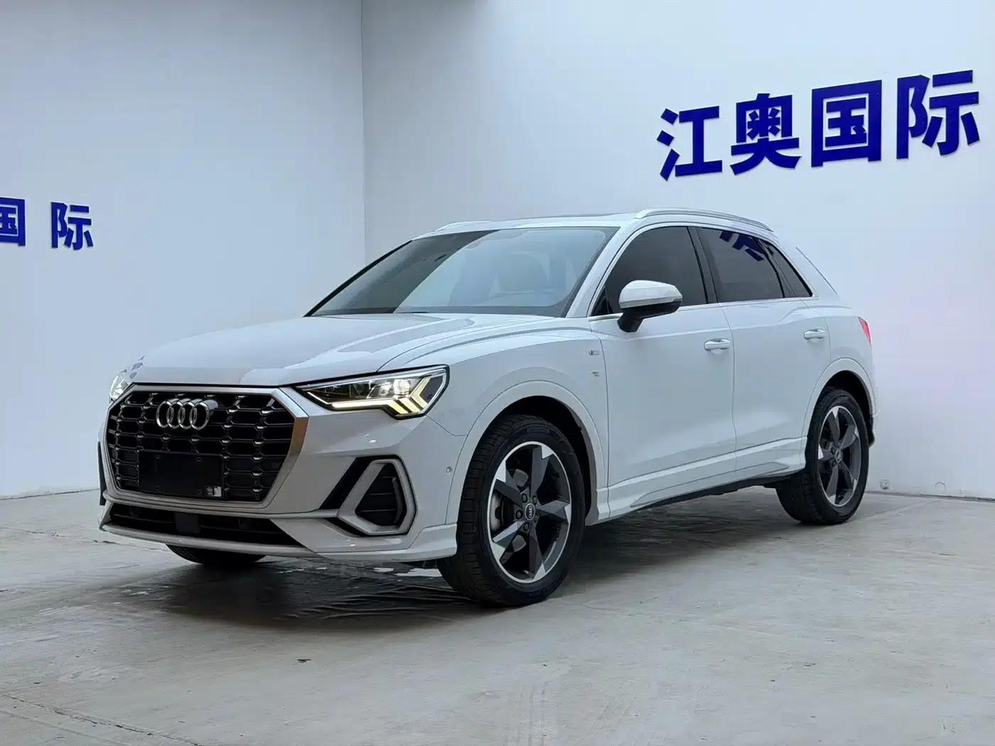 Audi Q3 2023 35 TFSI Fashion Dynamic (1.4T) — миниатюра 1