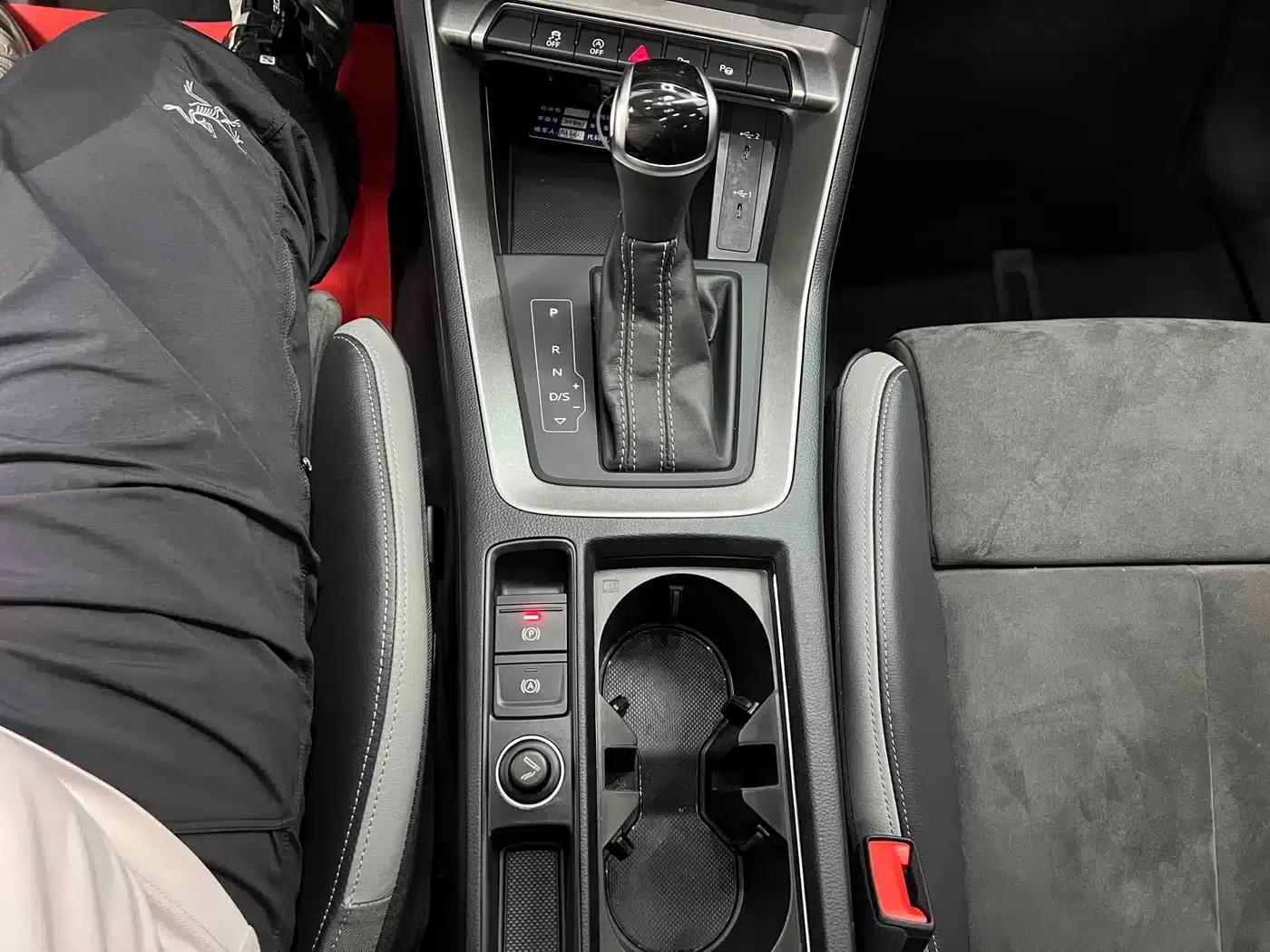 Audi Q3 2022 35 TFSI Fashion Dynamic Edition — миниатюра 13