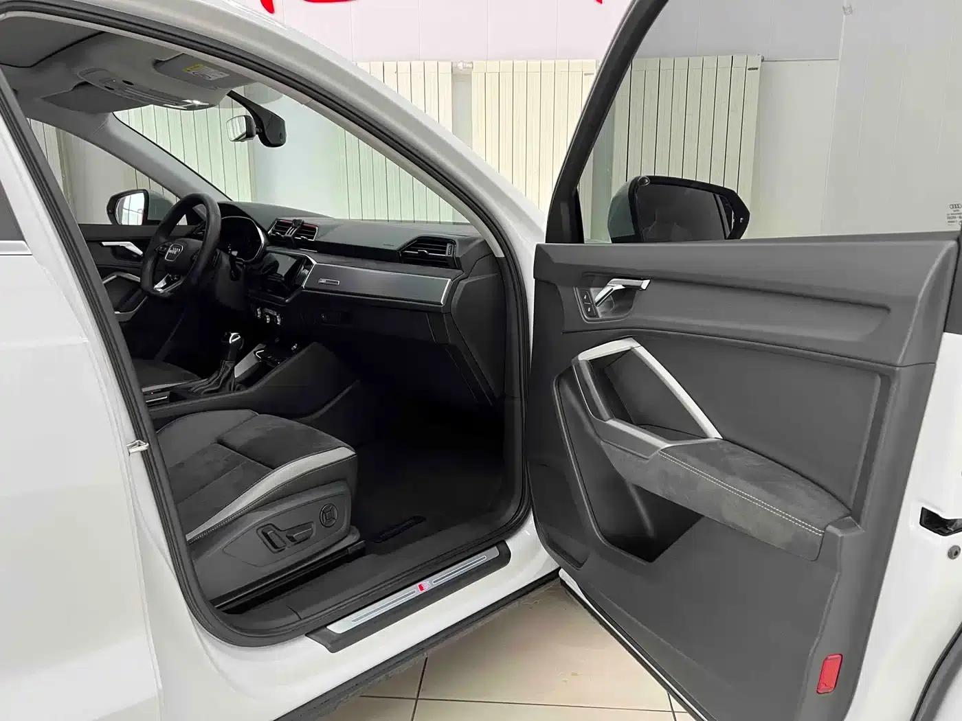 Audi Q3 2022 35 TFSI Fashion Dynamic Edition — миниатюра 22