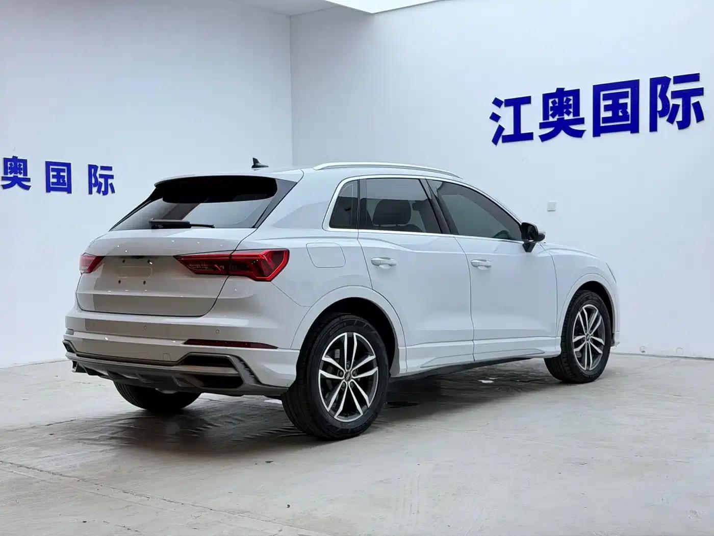 Audi Q3 2022 35 TFSI Progressive Dynamic — миниатюра 17