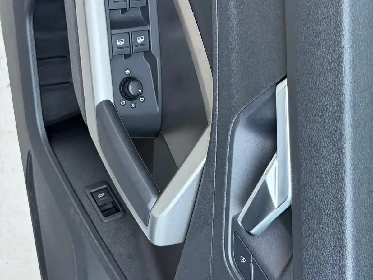 Audi Q3 2022 35 TFSI Progressive Dynamic — миниатюра 4